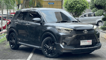 TOYOTA RAIZE 1.0 GR SPORT ONE TONE BENSIN-AT(RAIZE) AT 2021